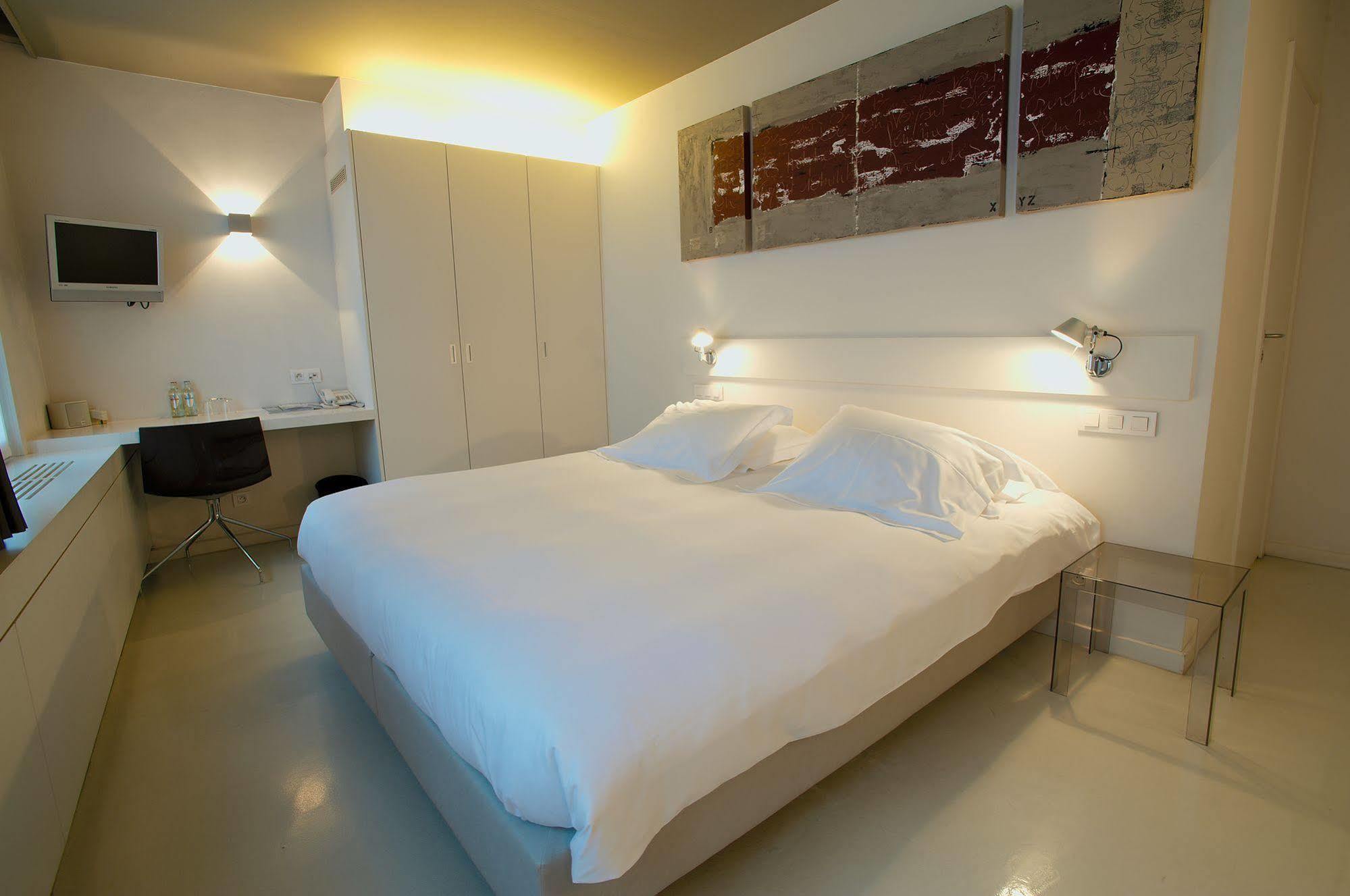 Hotel Matelote Antwerpen Ruang foto