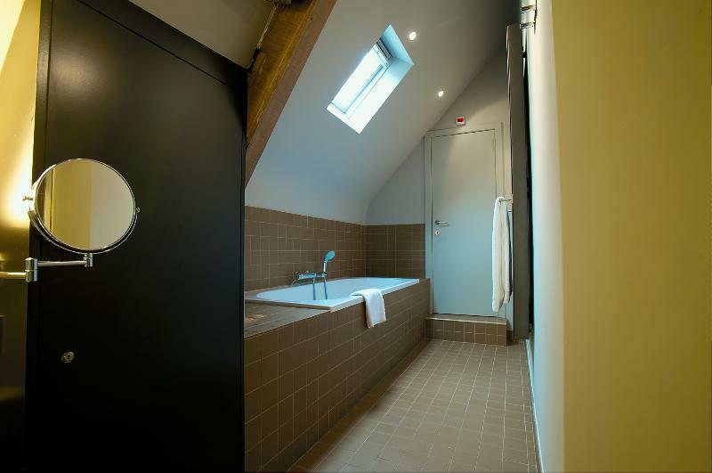 Hotel Matelote Antwerpen Bagian luar foto